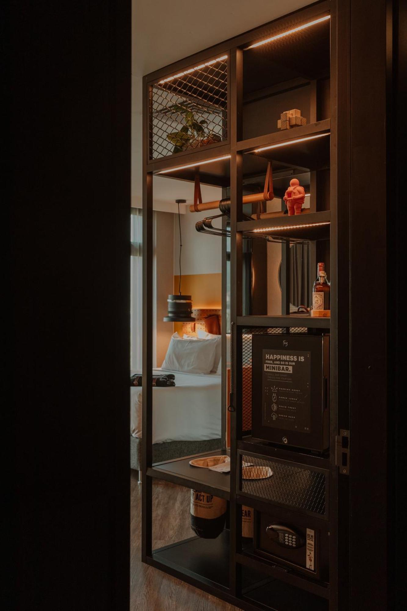 The Click Clack Hotel Medellin Ngoại thất bức ảnh A room at the hotel
